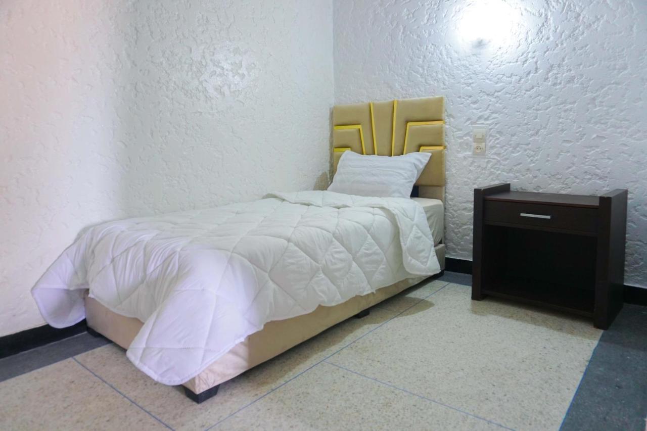 Hotel Warda Варзазат Екстериор снимка