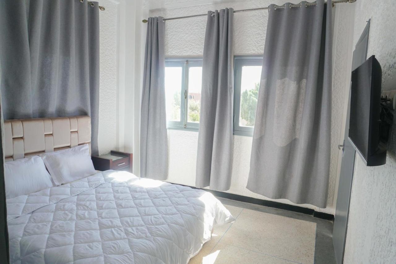 Hotel Warda Варзазат Екстериор снимка